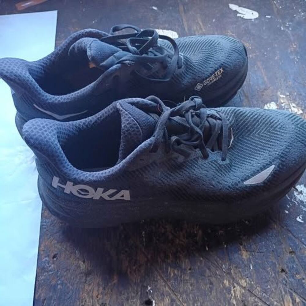 Hoka Clifton 9 GTX Women's Size 8.5